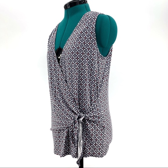 LOFT Outlet NWT Sleeveless Wrap Front Patterned Top, Small - Picture 3 of 16